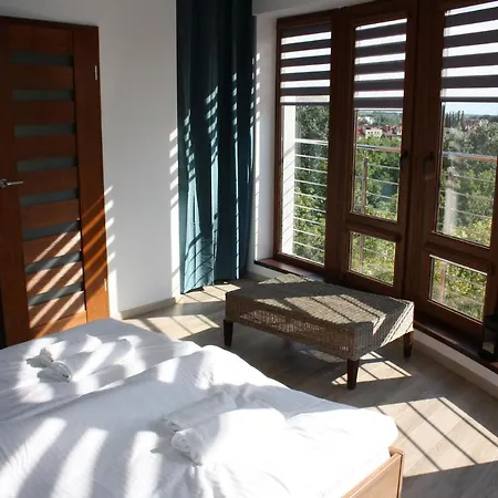 شقة Apartament Platany Z Miejscem Parkingowym *