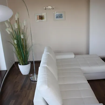 Apartament Platany Z Miejscem Parkingowym كولوبرزيغ