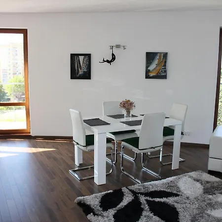 Apartament Platany Z Miejscem Parkingowym Διαμέρισμα Kołobrzeg