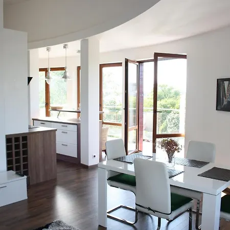 Διαμέρισμα Apartament Platany Z Miejscem Parkingowym *