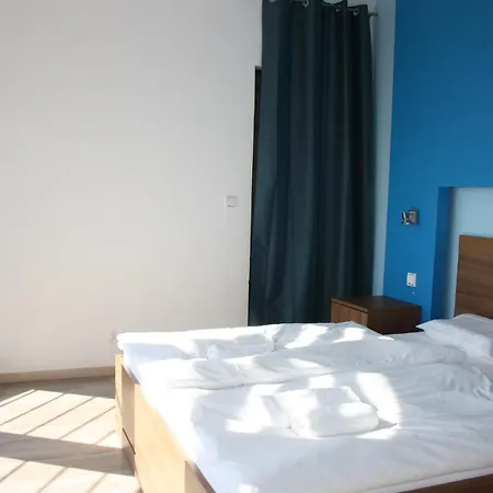 Apartament Platany Z Miejscem Parkingowym