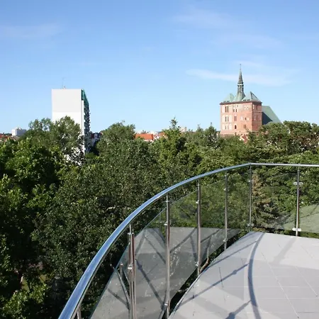 Apartament Platany Z Miejscem Parkingowym Διαμέρισμα Kołobrzeg